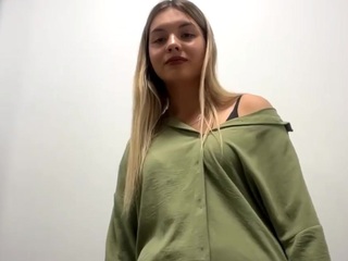 Aleasededinas's live stream