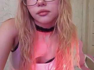 Live cam show with BaoZecchini