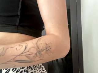 destinylatourette live webcam show