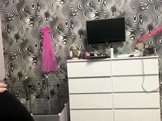DestinyLatourette live webcam show