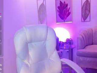 kiara-wren's live room