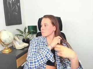 Live cam show with LadyAlessa