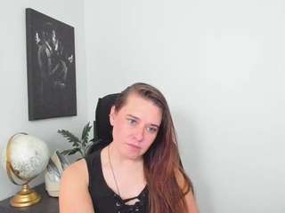Live cam show with LadyAlessa