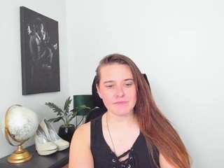 Live cam show with LadyAlessa