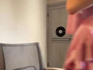 lewislitaker webcam model
