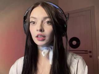 lewislitaker Live Webcam on CamSoda