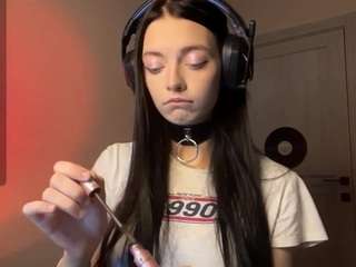 lewislitaker's live room