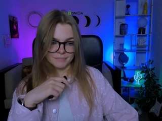 lily-sin1 live webcam show