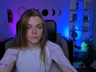 lily-sin1 live webcam show