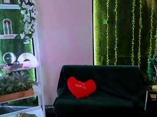 lily-sin1 live webcam show