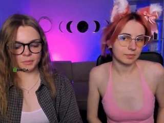 lily-sin1 live webcam show