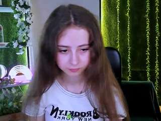 lily-sin1 live webcam show