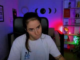 lily-sin1 live webcam show