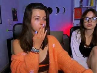 lily-sin1 live webcam show