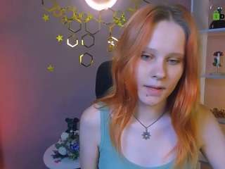 lily-sin1 live webcam show