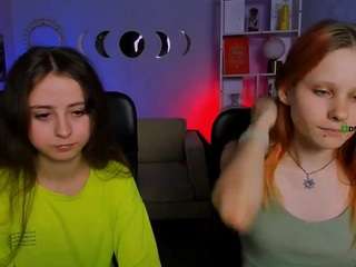 lily-sin1 live webcam show