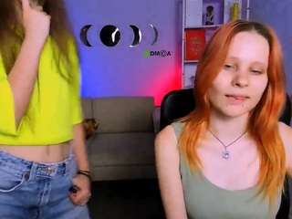 lily-sin1 live webcam show