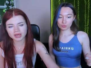 lily-sin1 live webcam show
