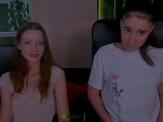 lily-sin1 live webcam show