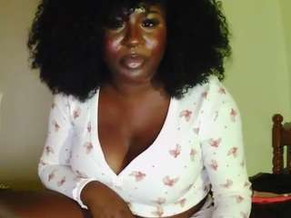 lolalavaeu Sex Cam Show