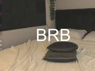 Lune live webcam show
