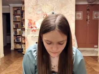 madgerounsaville live webcam show