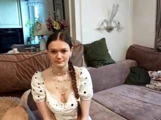 madgerounsaville live webcam show