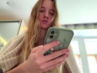 Grace live cam preview