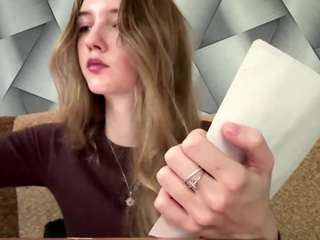 Grace live cam preview