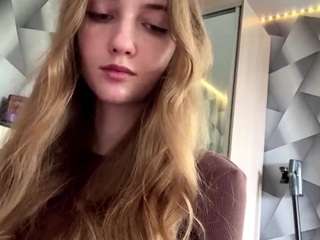 Grace live cam preview