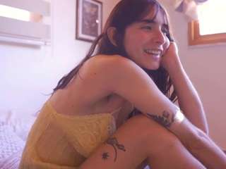 alphonsine Sex Cam Show