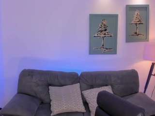 arianacastillo1 live webcam show