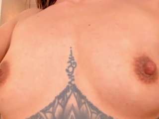 ArianaCastillo1