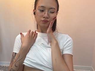 harrietkawamura live webcam show
