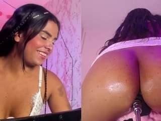 LilyLovelyy live webcam show