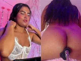 LilyLovelyy live webcam show