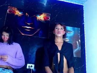 LuxuryQueens live webcam show
