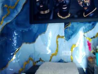 LuxuryQueens live webcam show