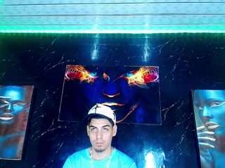 luxuryqueens's live room