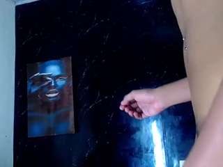luxuryqueens's live room