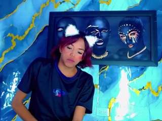 LuxuryQueens live cam preview