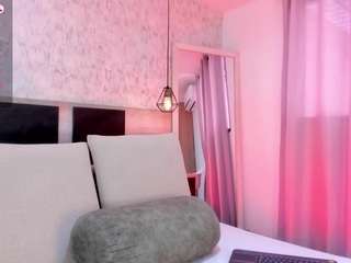 Sasha-Wolff live cam preview