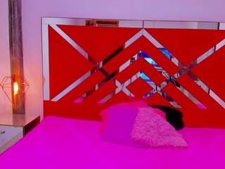 Velvetgirll live webcam show