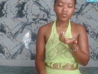 ashleyt2555 live webcam show