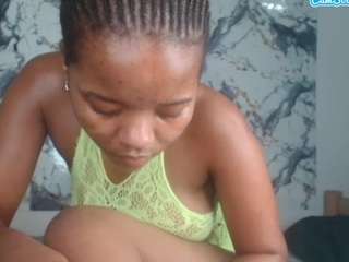 ashleyt2555 live profile