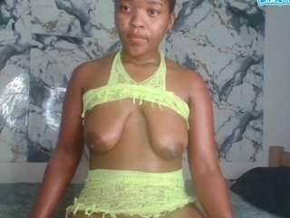 ashleyt2555 live profile