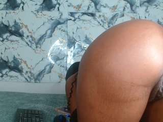 AshleyT2555 live webcam show