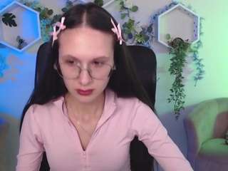caroline-rose