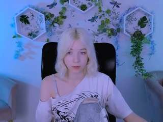 caroline-rose