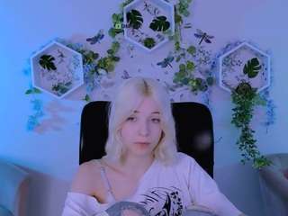 caroline-rose live webcam show
